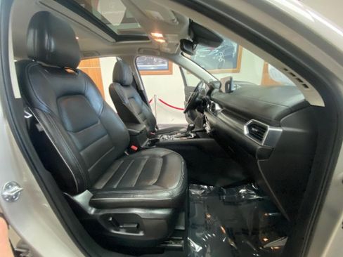 Used 2025 MAZDA CX-5 AWD 2.5 S w/ Preferred Package image 17