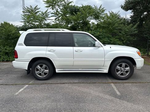 Used 2007 Lexus LX 470 4WD image 2
