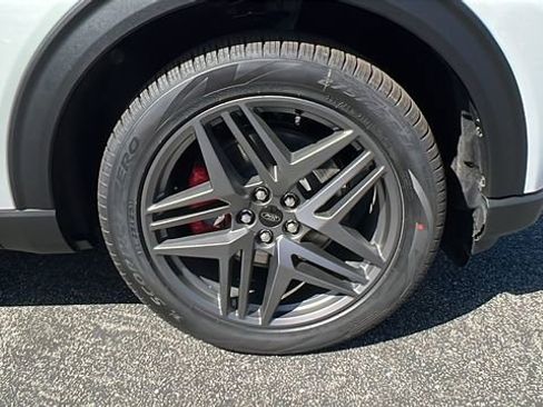 New 2026 Ford Explorer ST image 9