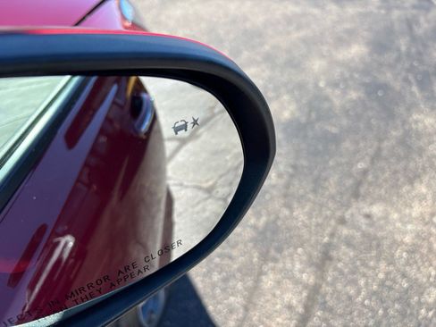 Used 2021 Buick Encore GX Select image 43