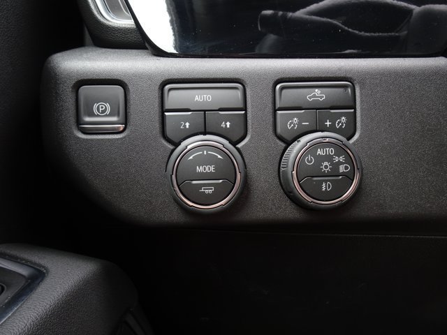 Used 2026 Chevrolet Silverado 1500 RST w/ RST Select Package AWD/4WD image 25