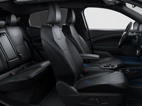 New 2026 Ford Mustang Mach-E Premium image 22