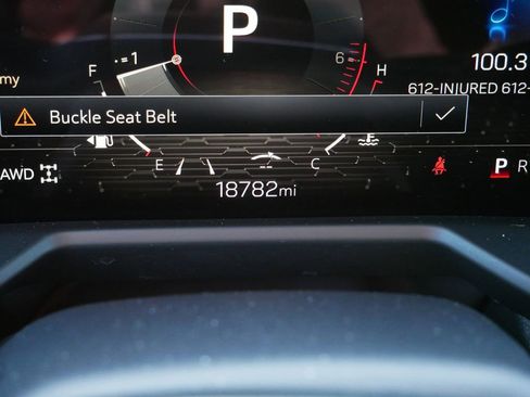 Used 2025 GMC Acadia Elevation AWD/4WD image 36