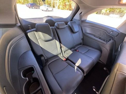 Used 2024 Honda Odyssey EX-L image 12