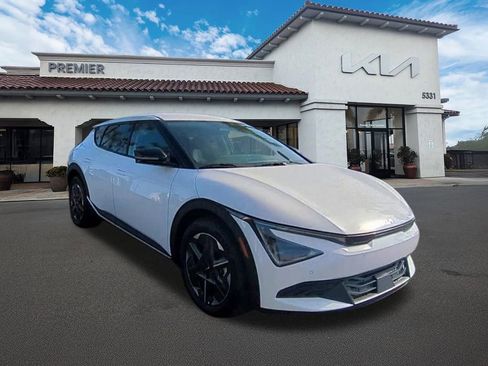 New 2025 Kia EV6 Light image 2