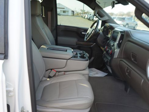 Used 2020 Chevrolet Silverado 1500 LT w/ Texas Edition image 23