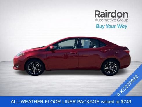 Used 2019 Toyota Corolla LE w/ LE Premium Package FWD image 4