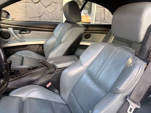 Used 2008 BMW M3 Convertible image 8