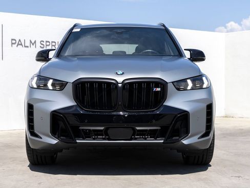 Used 2025 BMW X5 M60i AWD/4WD image 4