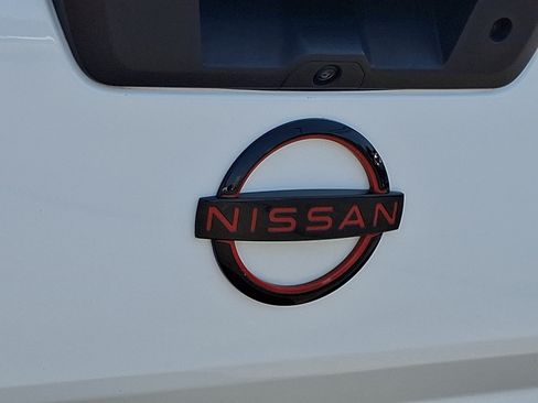 Certified 2023 Nissan Frontier PRO-4X w/ Technology Package AWD/4WD image 30