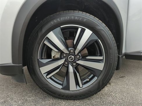 Certified 2021 Nissan Rogue SL w/ Premium Package image 45