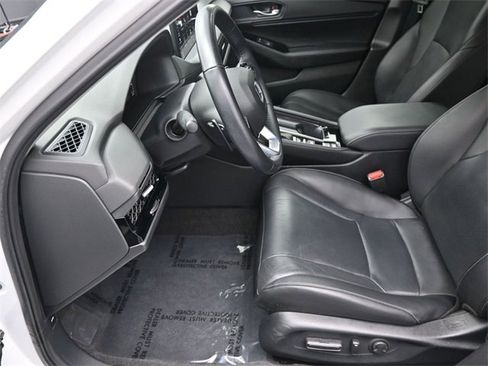 Used 2023 Honda Accord Touring image 12