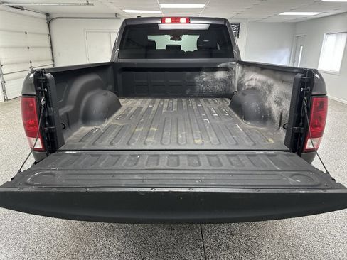 Used 2019 RAM 1500 Tradesman w/ Tradesman SXT Package AWD/4WD image 27