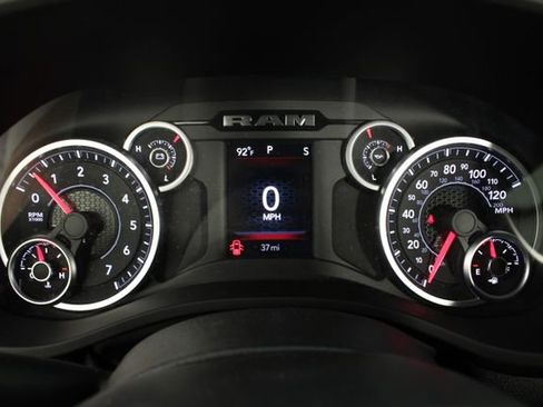 New 2026 RAM 1500 Express AWD/4WD image 11