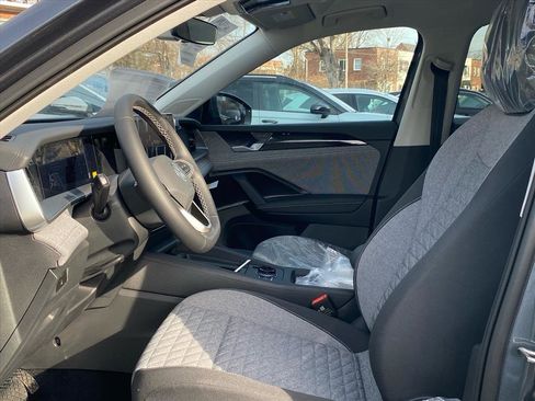 New 2026 Volkswagen Tiguan S FWD image 7