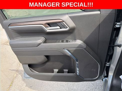 Used 2026 Chevrolet Silverado 1500 LT AWD/4WD image 17
