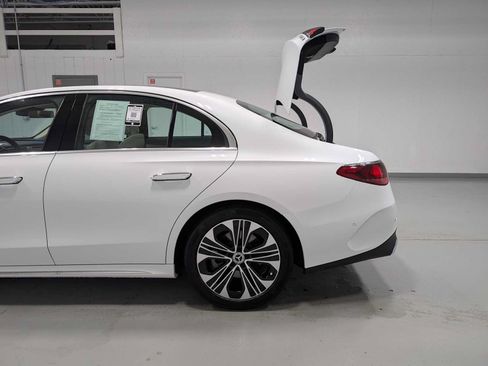 Certified 2026 Mercedes-Benz E 350 4MATIC Sedan image 11