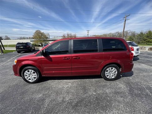 Used 2016 Dodge Grand Caravan SE w/ Quick Order Package 29E SE image 5