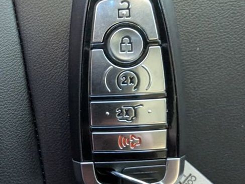 New 2026 Ford Expedition Tremor image 38