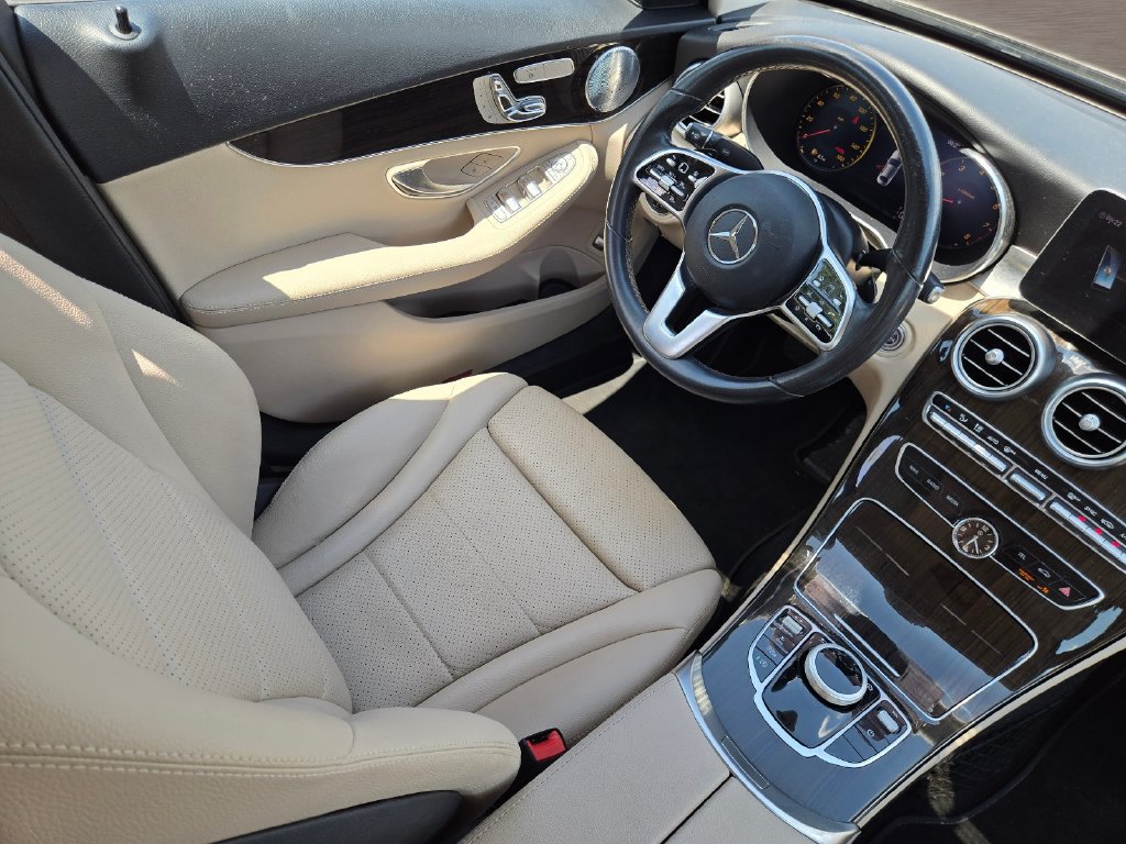 Used 2020 Mercedes-Benz C 300 Sedan image 17