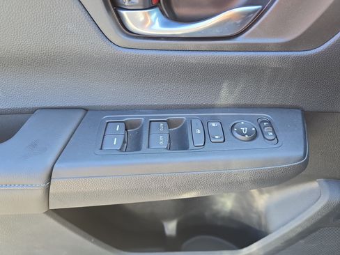 Used 2025 Honda CR-V EX image 26