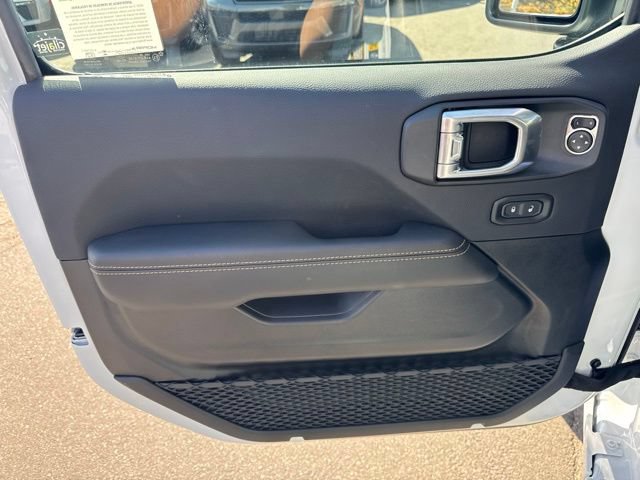 New 2026 Jeep Gladiator Sport AWD/4WD image 10