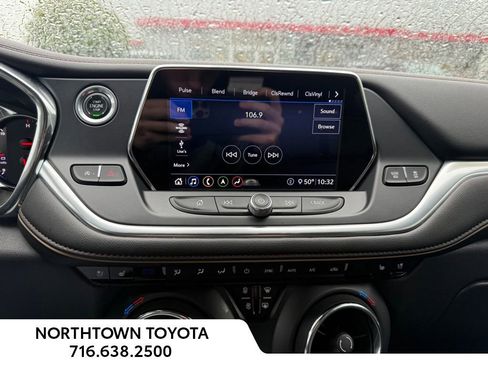 Used 2020 Chevrolet Blazer Premier AWD/4WD image 9