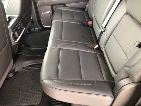 Used 2026 GMC Sierra 1500 Denali AWD/4WD image 11