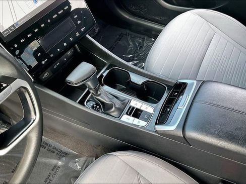 Certified 2024 Hyundai Santa Cruz SEL w/ Activity Package image 17