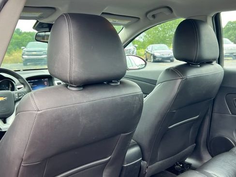 Used 2015 Chevrolet Cruze LT FWD image 29
