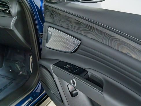 Used 2025 Maserati Grecale Modena image 34