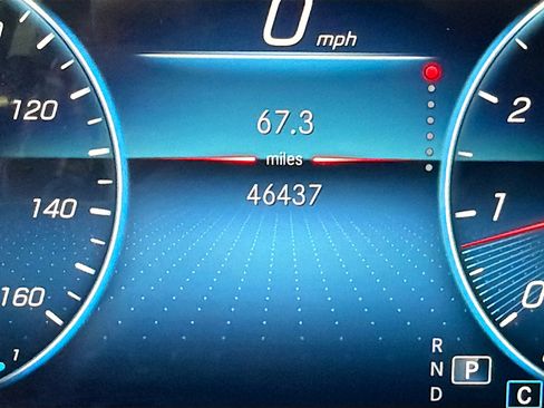 Used 2022 Mercedes-Benz GLE 350 GLE 350 w/ Premium Package image 41