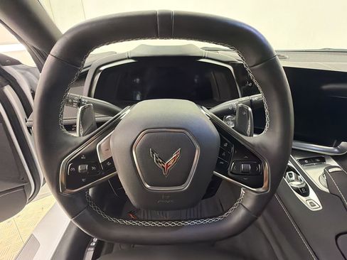 Used 2024 Chevrolet Corvette Stingray Preferred Conv w/ Z51 Performance Package RWD image 11