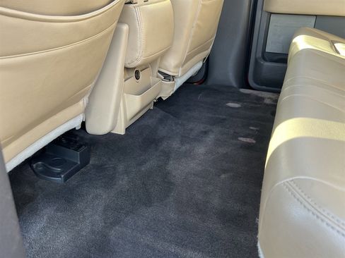 Used 2013 Ford F150 XLT w/ Luxury Equipment Group image 19