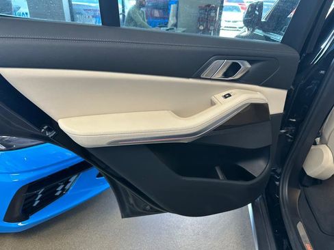 Used 2021 BMW X5 xDrive40i w/ Convenience Package image 23