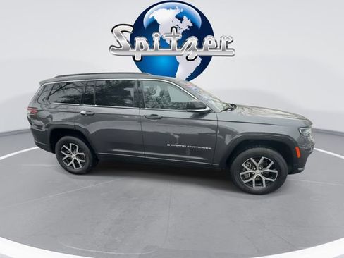 Used 2024 Jeep Grand Cherokee L Limited w/ Luxury Tech Group II image 2
