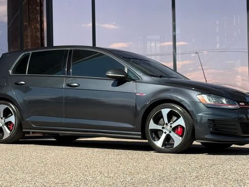 Used 2017 Volkswagen GTI Autobahn FWD image 16