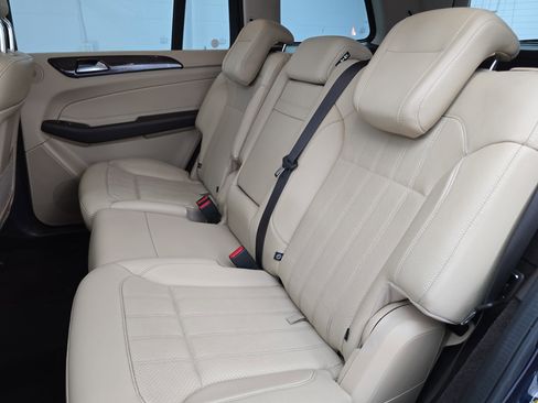 Used 2019 Mercedes-Benz GLS 450 4MATIC image 15