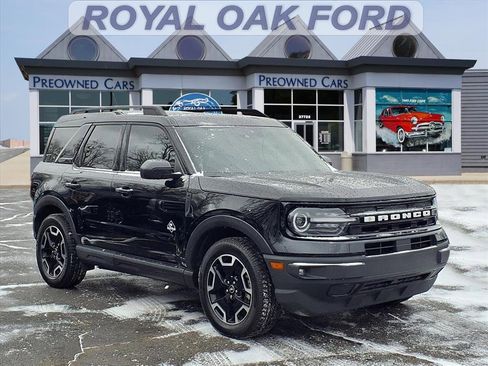 Used 2021 Ford Bronco Sport Outer Banks w/ Outer Banks Package image 1