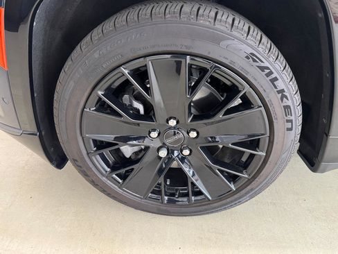 Used 2024 Jeep Wagoneer Launch Edition image 26