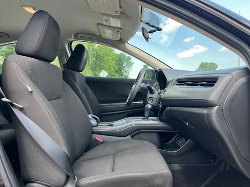Used 2016 Honda HR-V LX image 24