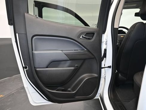 Used 2021 Chevrolet Colorado Z71 AWD/4WD image 30