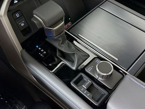New 2026 Toyota Tundra Platinum AWD/4WD image 16