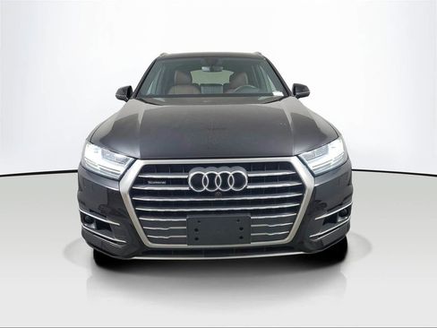 Used 2019 Audi Q7 3.0T Prestige image 2