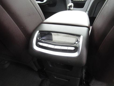 Used 2024 Cadillac XT6 Premium Luxury w/ Technology Package AWD/4WD image 10