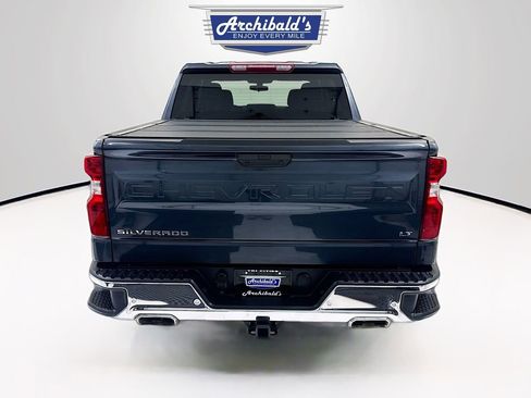 Used 2022 Chevrolet Silverado 1500 LT w/ Z71 Off-Road Package AWD/4WD image 7