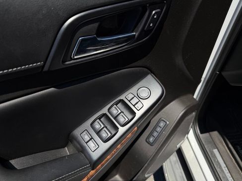 Used 2017 Chevrolet Tahoe Premier AWD/4WD image 13