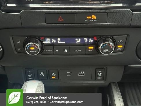Used 2022 Nissan Frontier PRO-4X w/ Pro-4X Premium Package AWD/4WD image 31