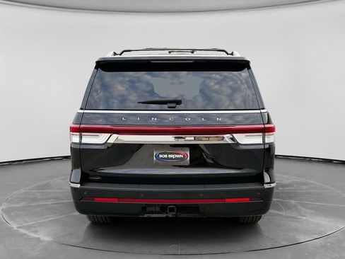 Used 2024 Lincoln Navigator L Reserve AWD/4WD image 4