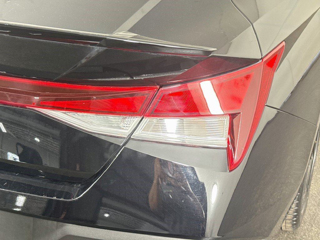 Used 2026 Hyundai Elantra Sport w/ Cargo Package FWD image 33